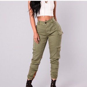 Fashion Nova Cargo Pants - Olive Green